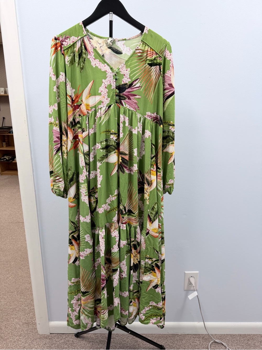 Jaase Green Tropical Floral Maxi Dress